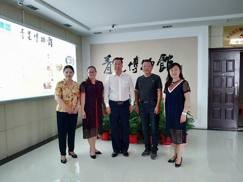 中国第一位持证演说家、中国名人演说家协会副主席李真顺教授莅临参观青瓷博物馆