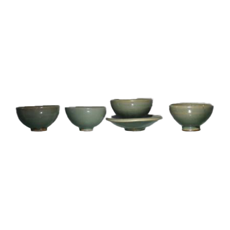 青釉瓷茶碗